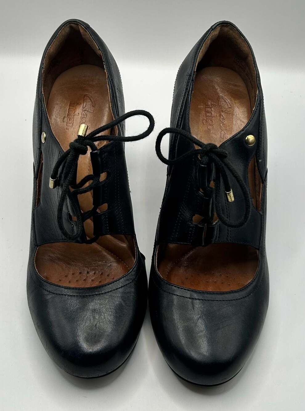 Clarks Indigo Black Leather Lace-Up Cut-Out Block Heels Size 8M